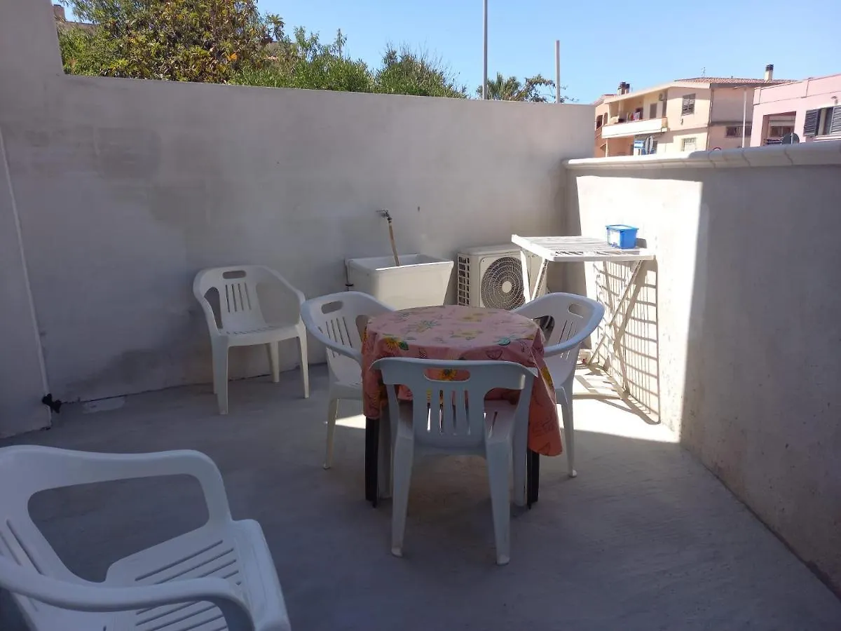 La Casa Di Isa Apartman Maracalagonis 0*,